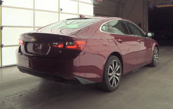 2018 Chevrolet Malibu LT - Image 2