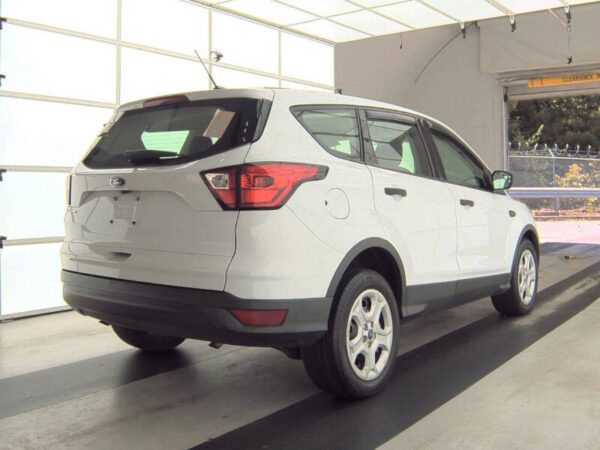 2019 Ford Escape S - Image 3