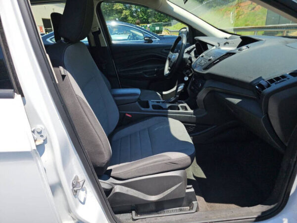 2019 Ford Escape S - Image 7