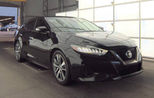 2019 Nissan Maxima 3.5 V6 - Image 2
