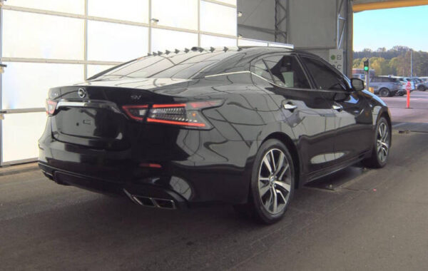 2019 Nissan Maxima 3.5 V6 - Image 3
