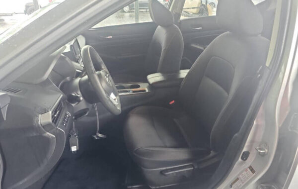 2021 Nissan Altima S - Image 7
