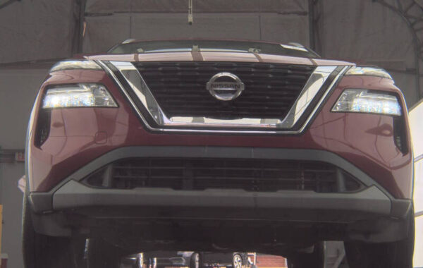 2021 Nissan Rogue SV - Image 2
