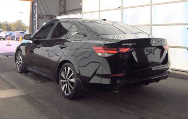2021 Nissan Sentra SV - Image 10